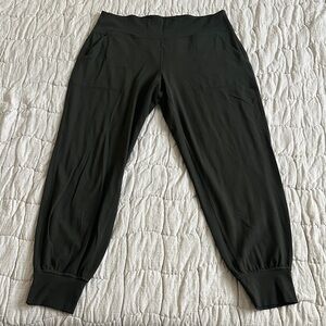 Lululemon Olive Jogger Leggings